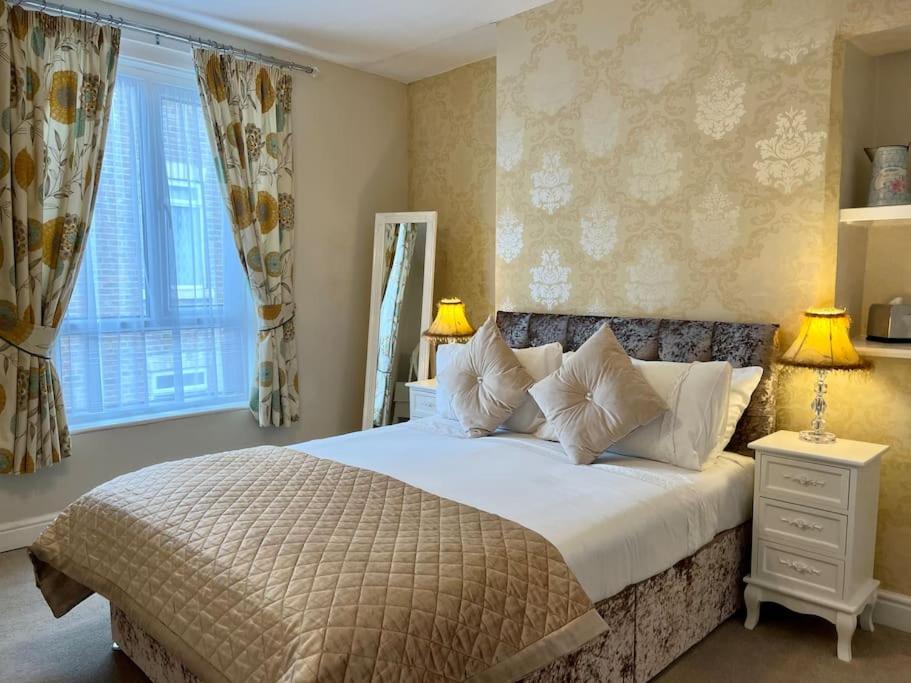 Scoresby Retreat - Whitby Holiday Home, Whitby