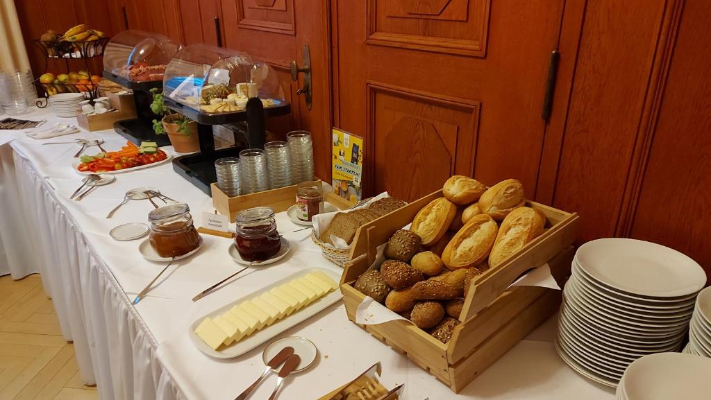 Food and beverages, Gaste- und Tagungshaus am Glockengarten in Berlin