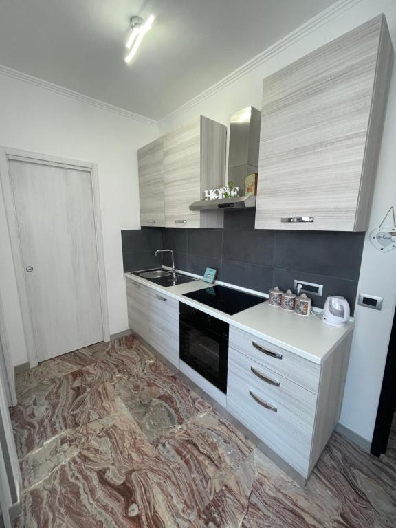Henry Suite - 4