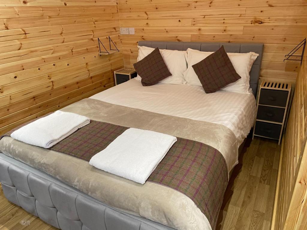 Fox's Den, Bathgate photo 2
