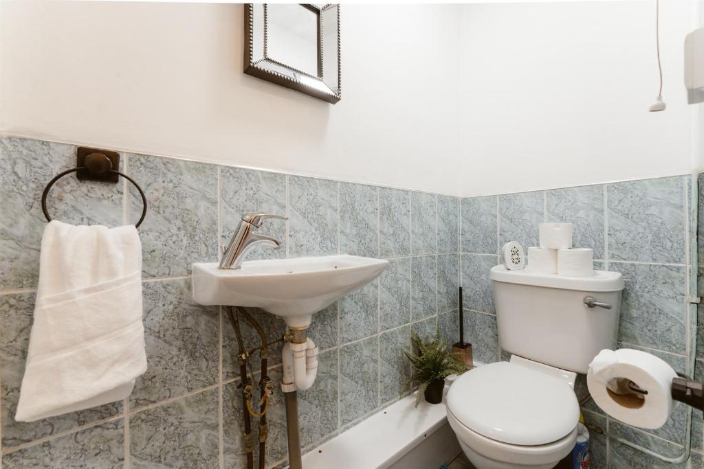 Bethnal Green beds to stay photo