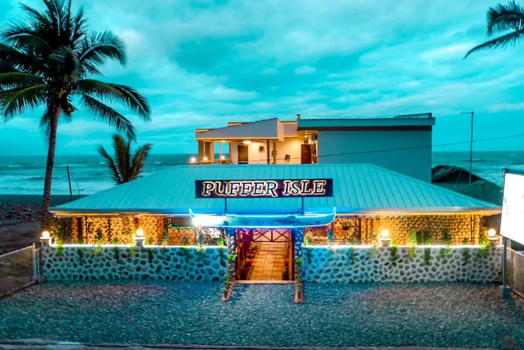 Puffer Isle Resort, hotel in Dingalan