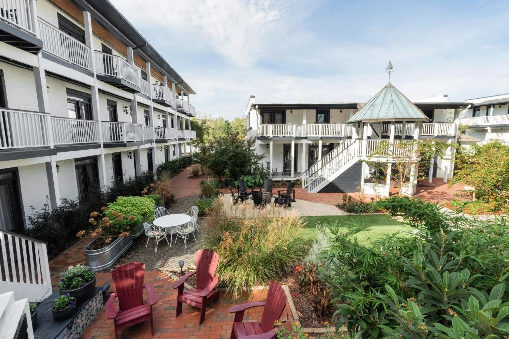 ARRIVE Wilmington — Hotel in Wilmington (NC)
