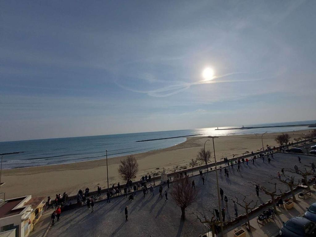 Grau d'Agde : Appartement 3 pièces avec terrasses à 20m de la plage - 2
