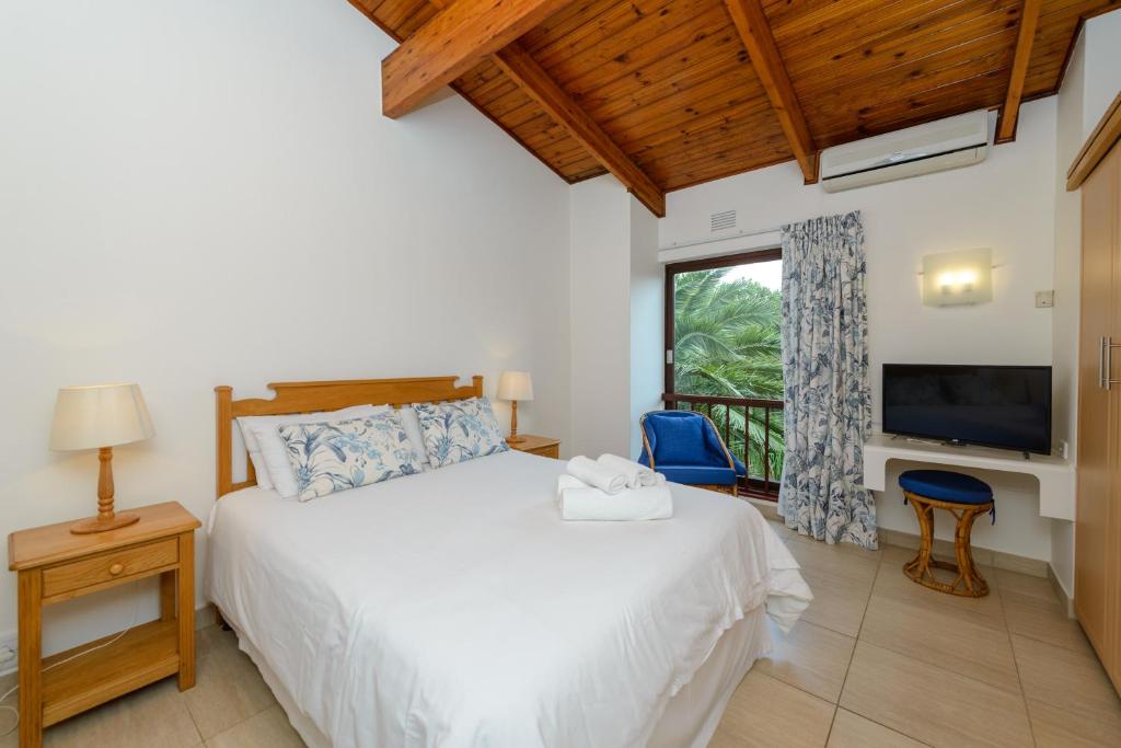 San Lameer Villa 3120 - Three bedroom Classic - 6 pax - San Lameer Rental Agency photo