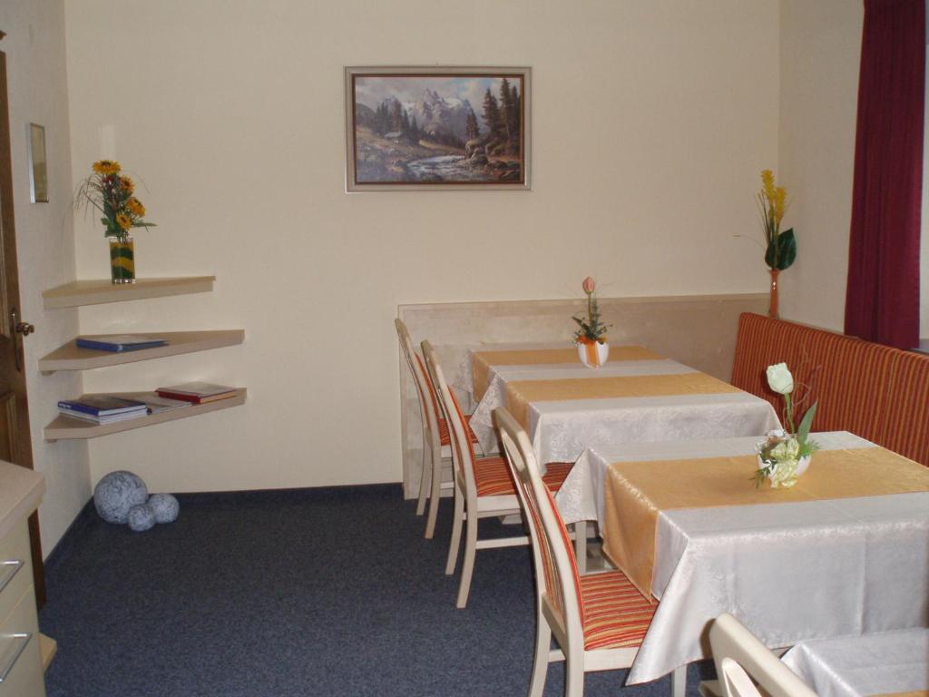 Food and beverages, Haus Wiesenblick in Langenfeld