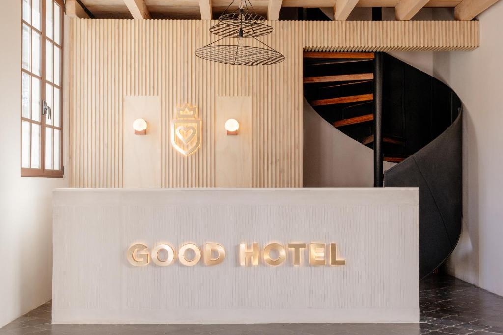 Good Hotel Antigua photo