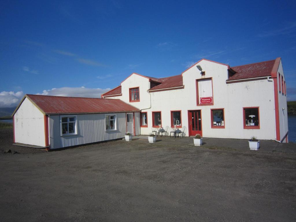 Exterior view, Apartment by the Sea in Hofn
