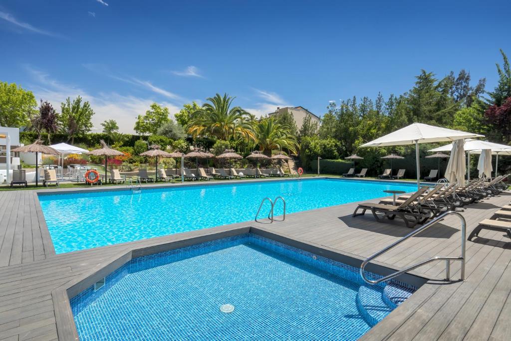 スイミングプール