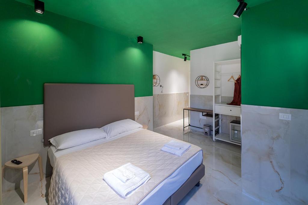 P.C. Boutique H. Vesuvius, Napoli Centro, by ClaPa Group - 2