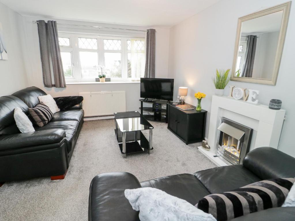 17 Ffordd Gwenllian, Llanfairpwllgwyngyll