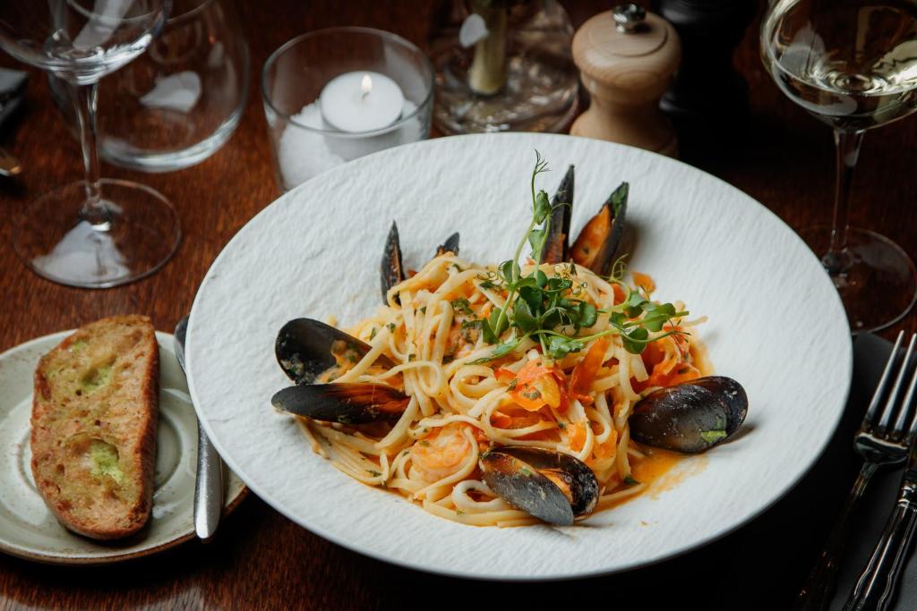 Φαγητό και ποτό