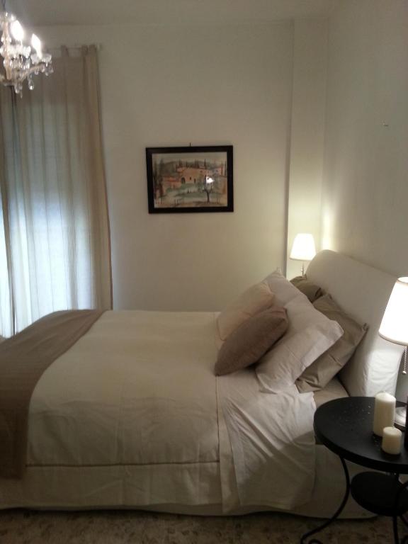 Vomero Apartment - 1