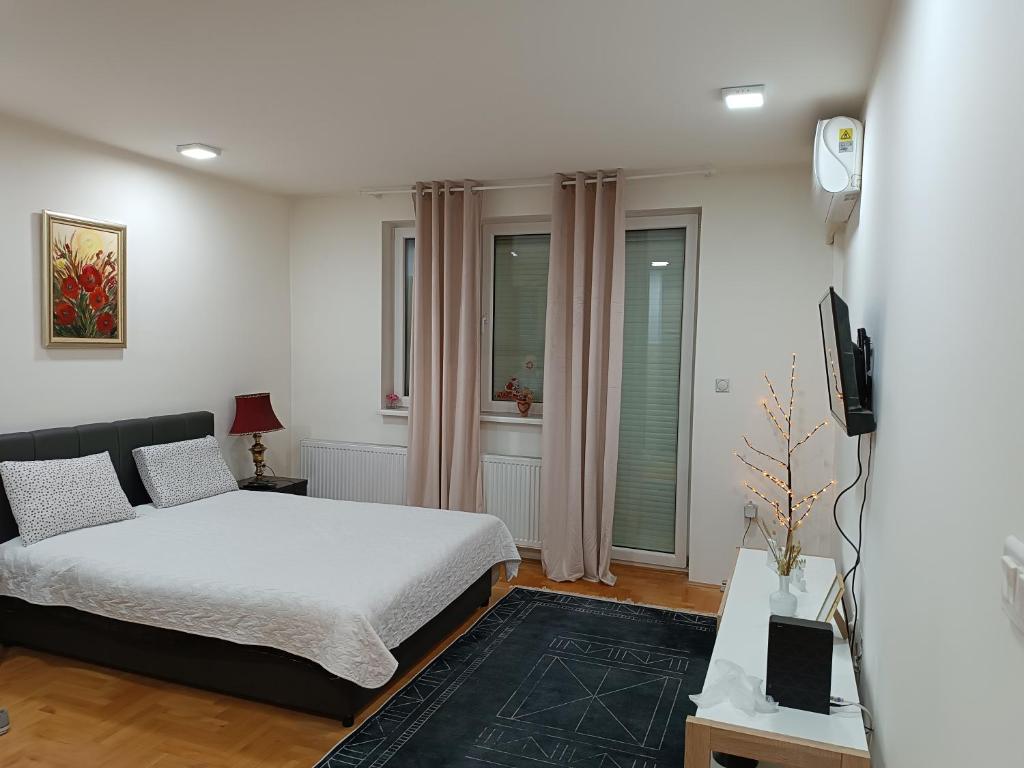 Apartman M & B - 1
