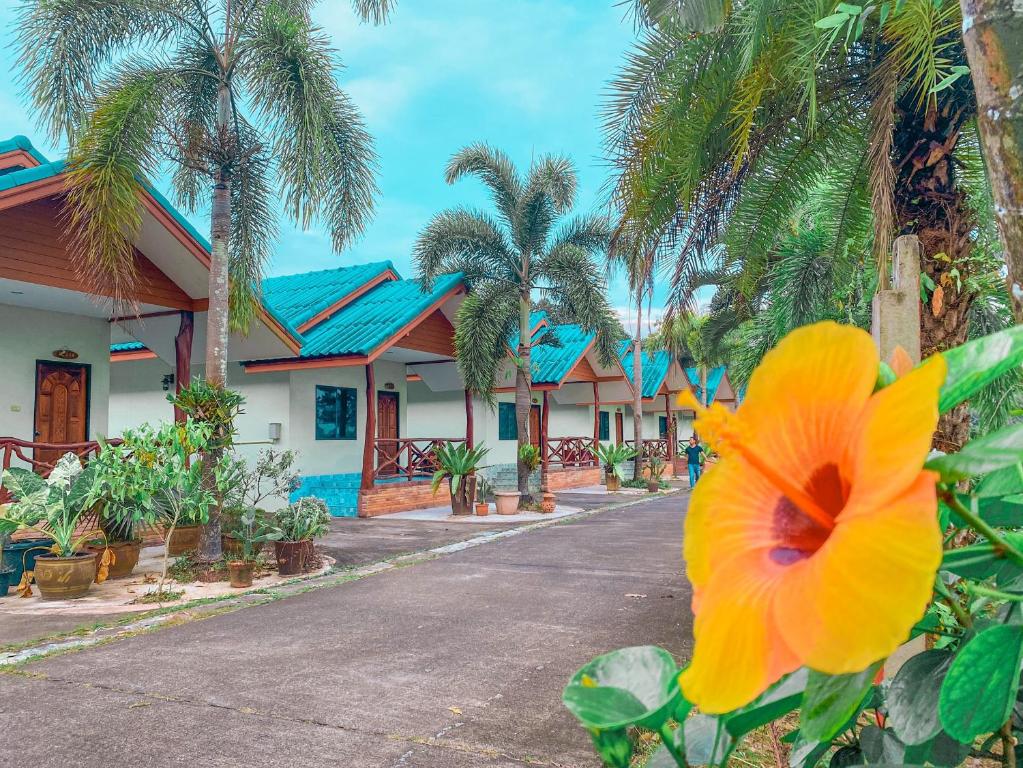 โชติอนุสรณ์ รีสอร์ท ชุมพร — Hotel in Chumphon