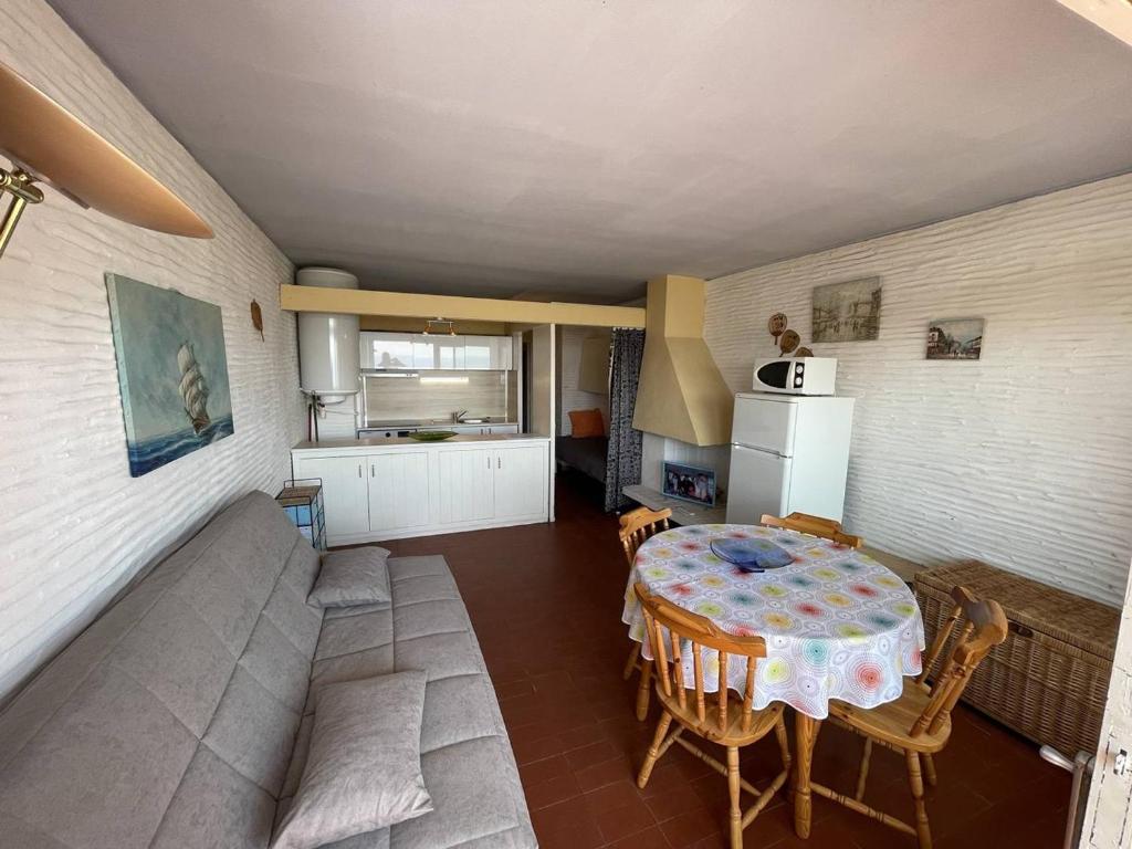 Appartement 2 pièces face plage avec loggia, parking sécurisé et Wifi - Saint-Cyprien - FR-1-106-46 - 2