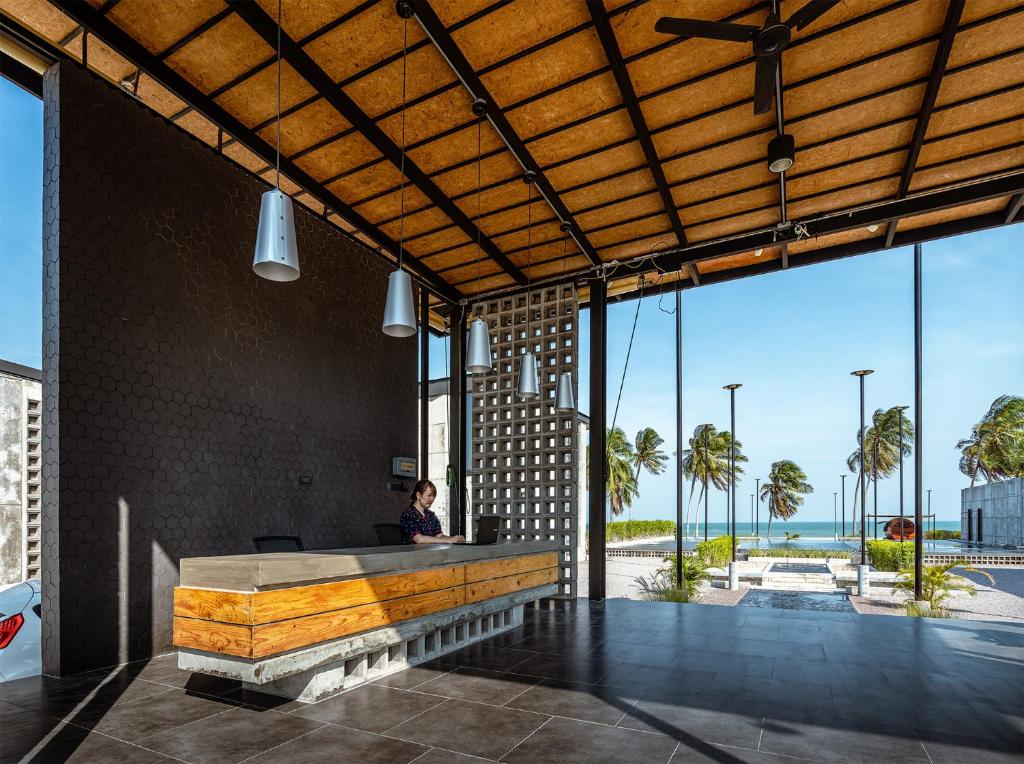 3. 더 블록 앳 씨..