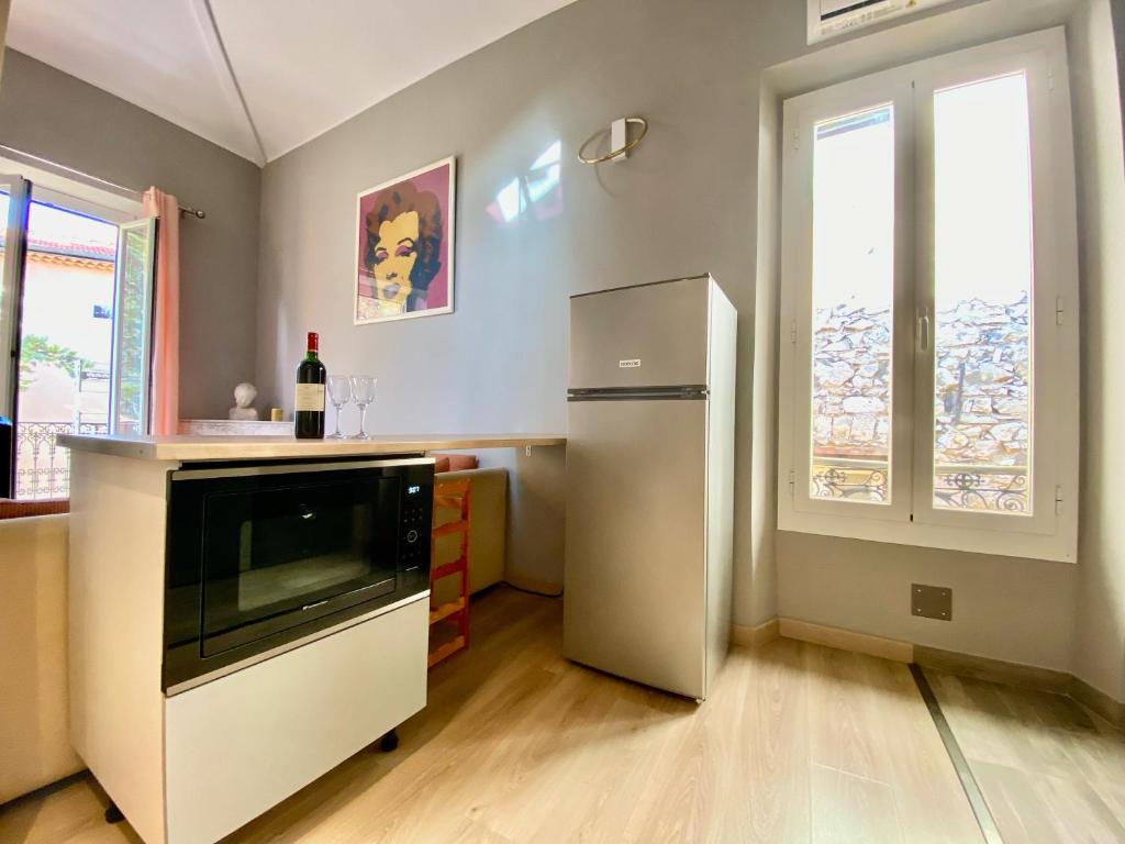 Lovely & sunny loft heart of Nice with A/C! - 4