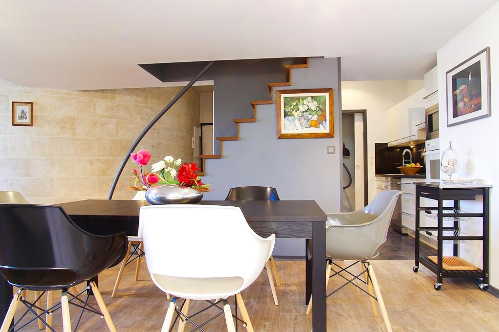 444 Tourny - Localisation exceptionnelle 2 chambres avec ascenseur et Parking - 5