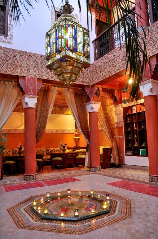 Bar/lounge