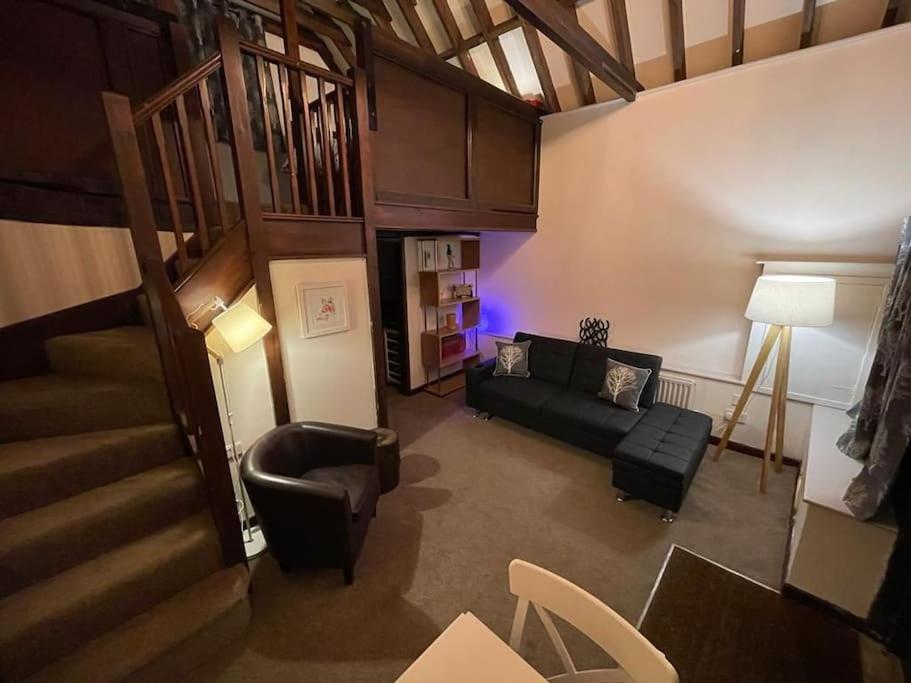 Cosy Cottage by the Farmers Arms, Deerhurst photo 5