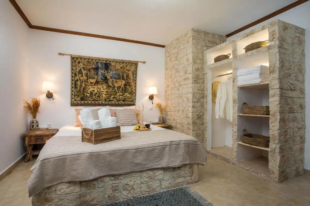 Anna's House Traditional, hotel v destinaci Halki