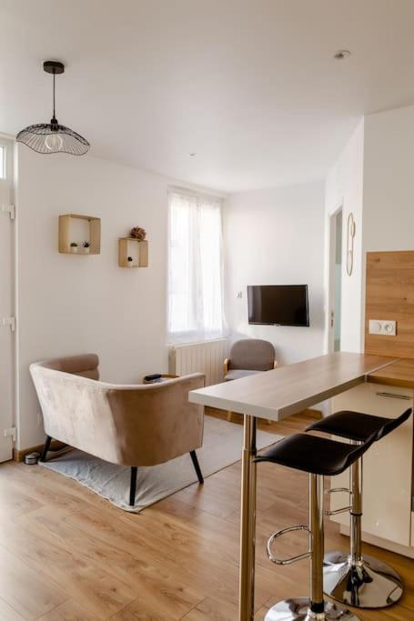 Maison tourangelle chic & cosy avec cour - 4