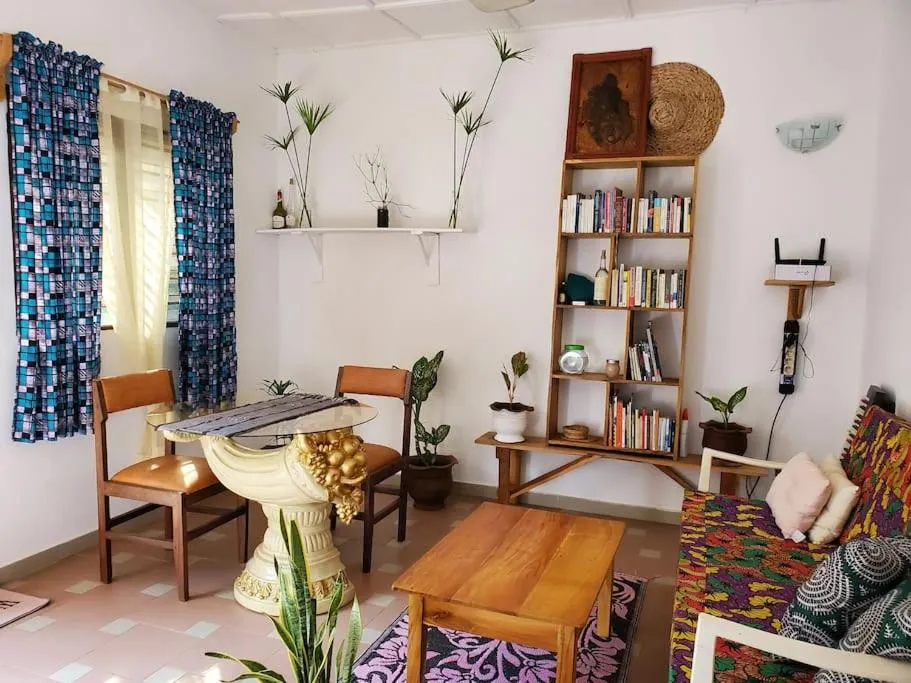 Maison fleurie Ouidah, hotel in Ouidah