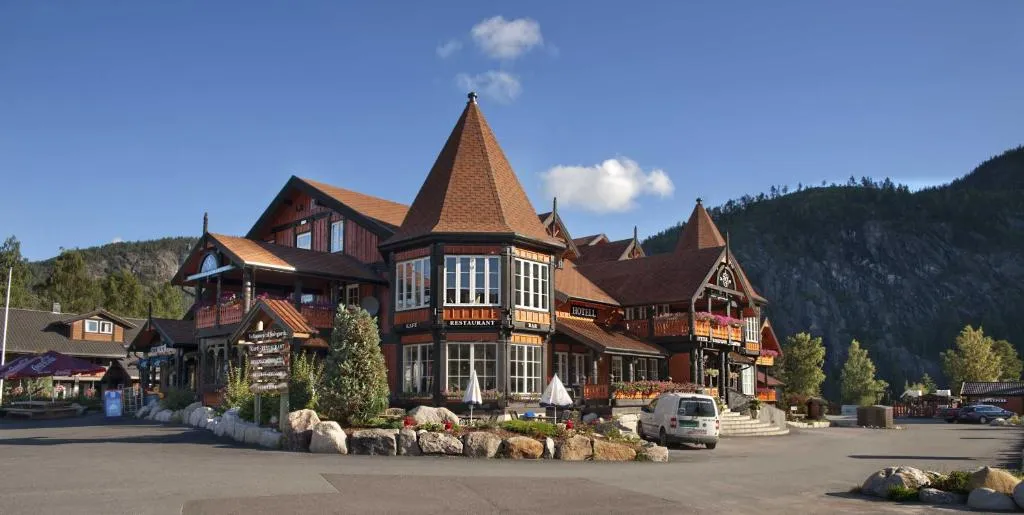 Sølvgarden Cottages, hotel in Rysstad