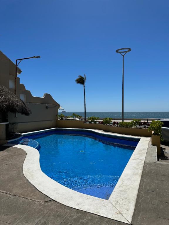 Hotel Playa María - 2