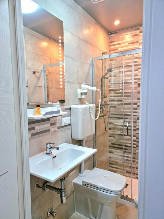 Hotel Fiorella photo