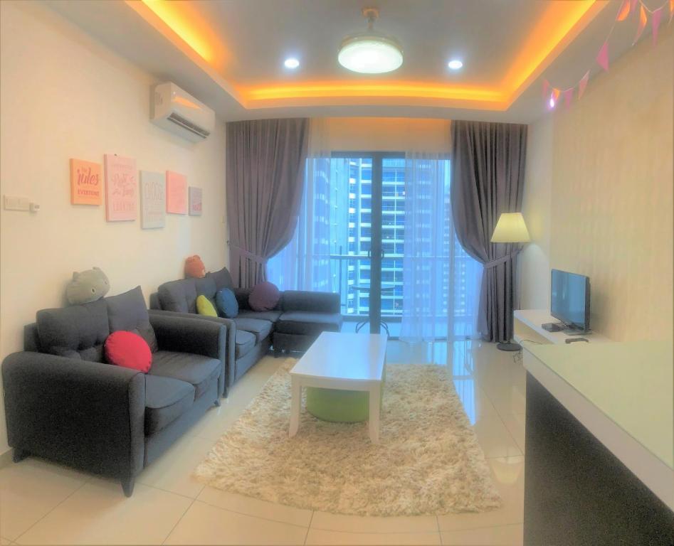 Atlantis 3409/2-4pax/pool view/5min to jonker&town photo