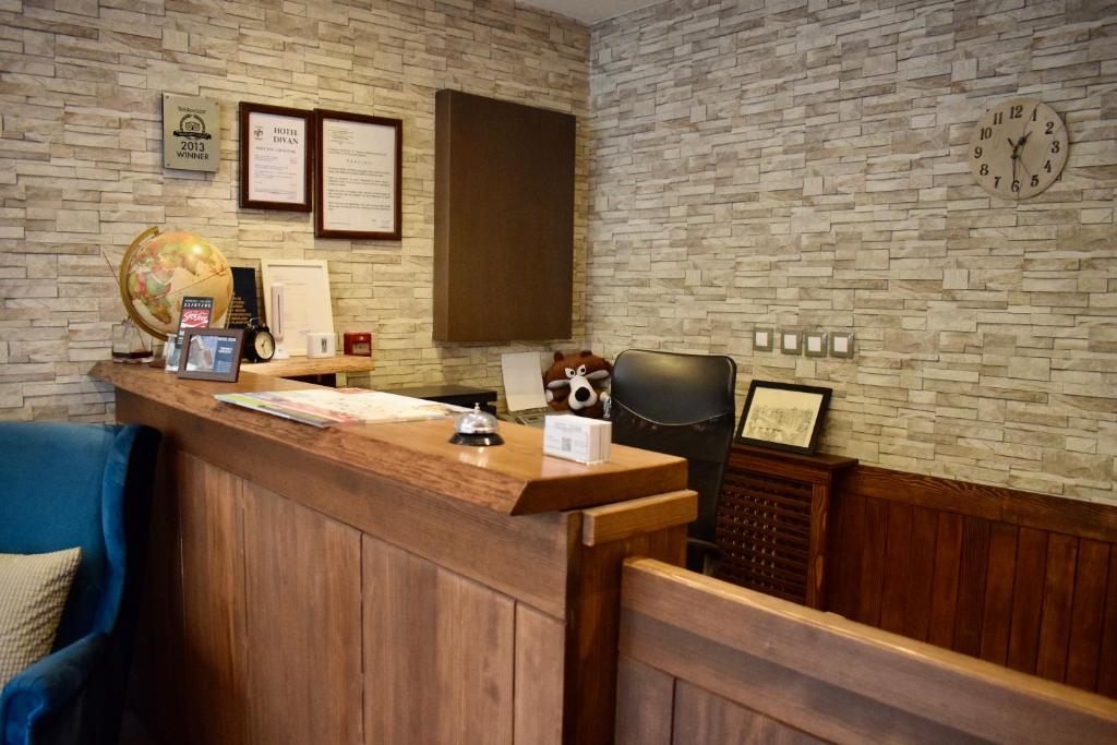 Hotel Divan photo