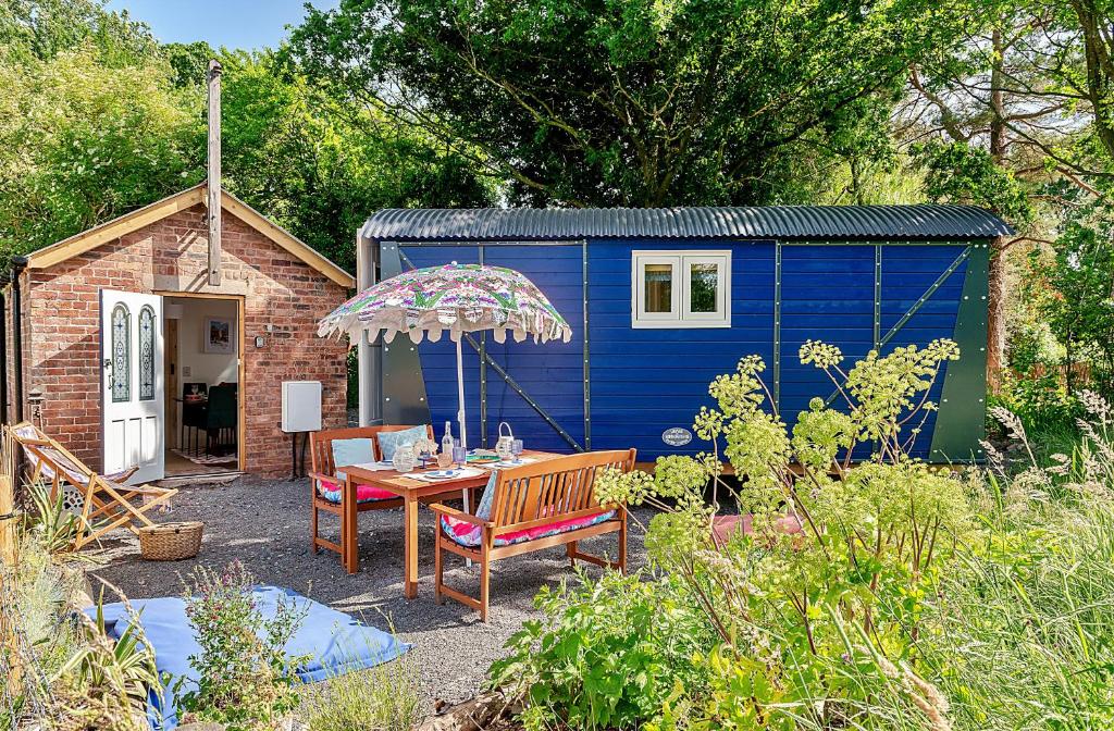 Finest Retreats - Shrawardine Train Carriage, Shrawardine