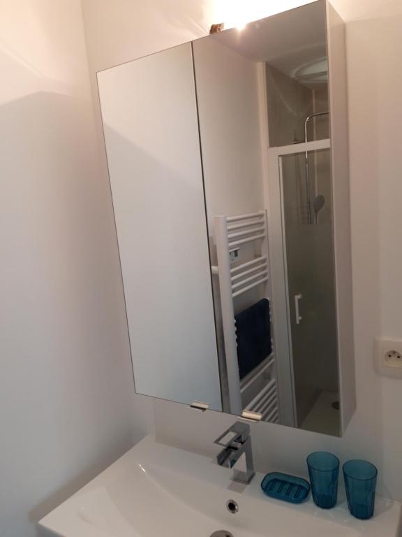 Le 67b Emplacement idéal coeur des Sables T2 *** 30 m2 - 4