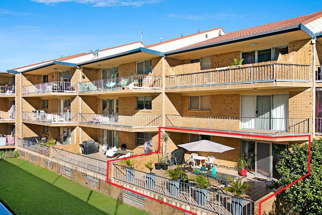 Kirra Beachside, Gold Coast