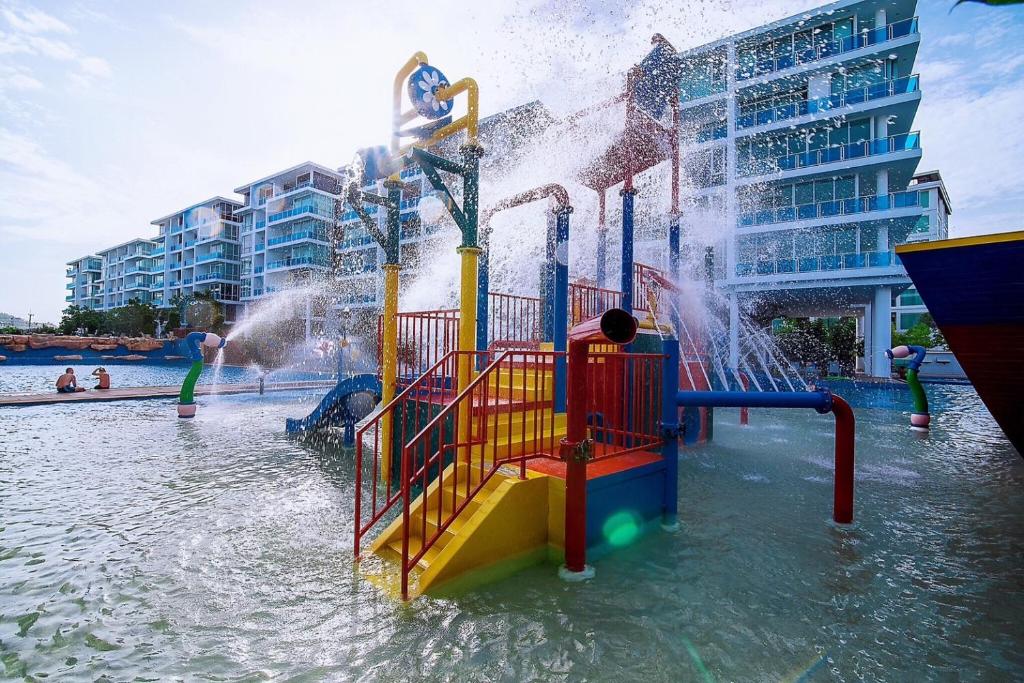 Huahin Myresort Family Condo 3B2B Free water park มายรีสอร์ท หัวหิน 3 ห้องนอน 2 ห้องน้ำ พัก 8 คน ฟรี — Hotel in Hua Hin / Cha-am