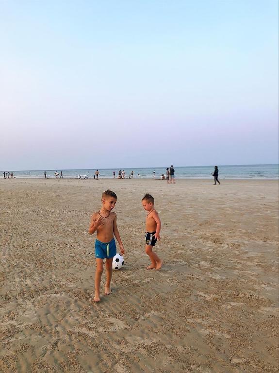 Huahin Myresort Family Condo 3B2B Free water park มายรีสอร์ท หัวหิน 3 ห้องนอน 2 ห้องน้ำ พัก 8 คน ฟรี photo