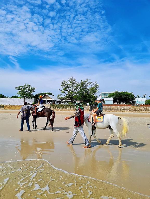Huahin Myresort Family Condo 3B2B Free water park มายรีสอร์ท หัวหิน 3 ห้องนอน 2 ห้องน้ำ พัก 8 คน ฟรี photo