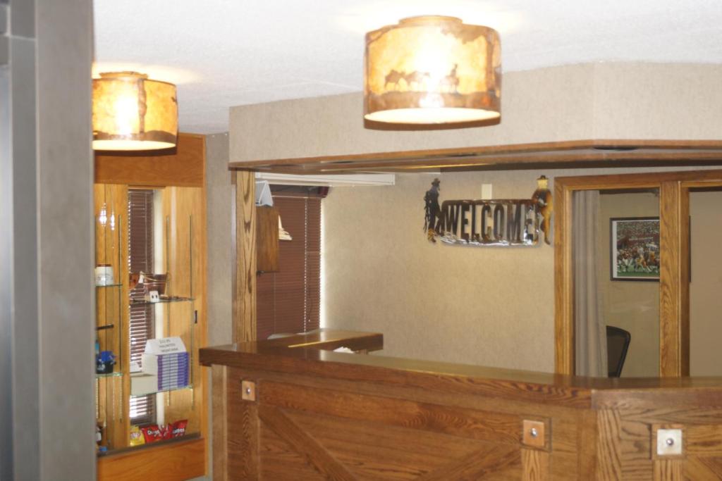Dude Rancher Lodge photo