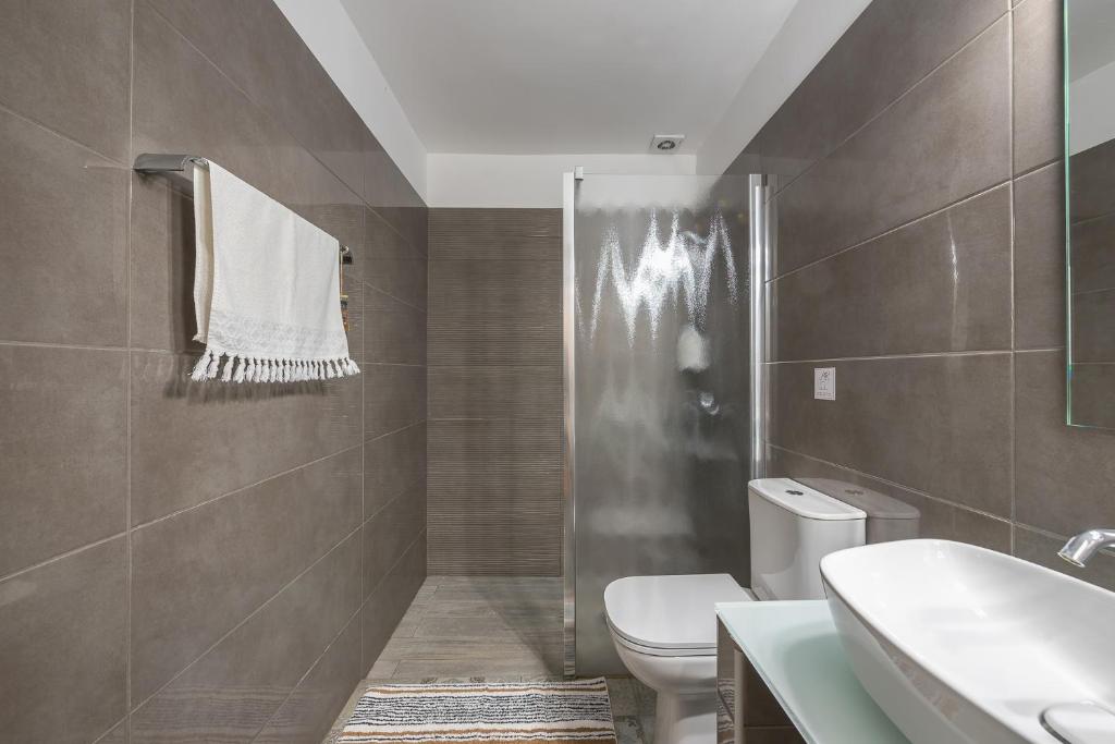 Athenian Niche in Plaka Villa by Athenian Homes photo