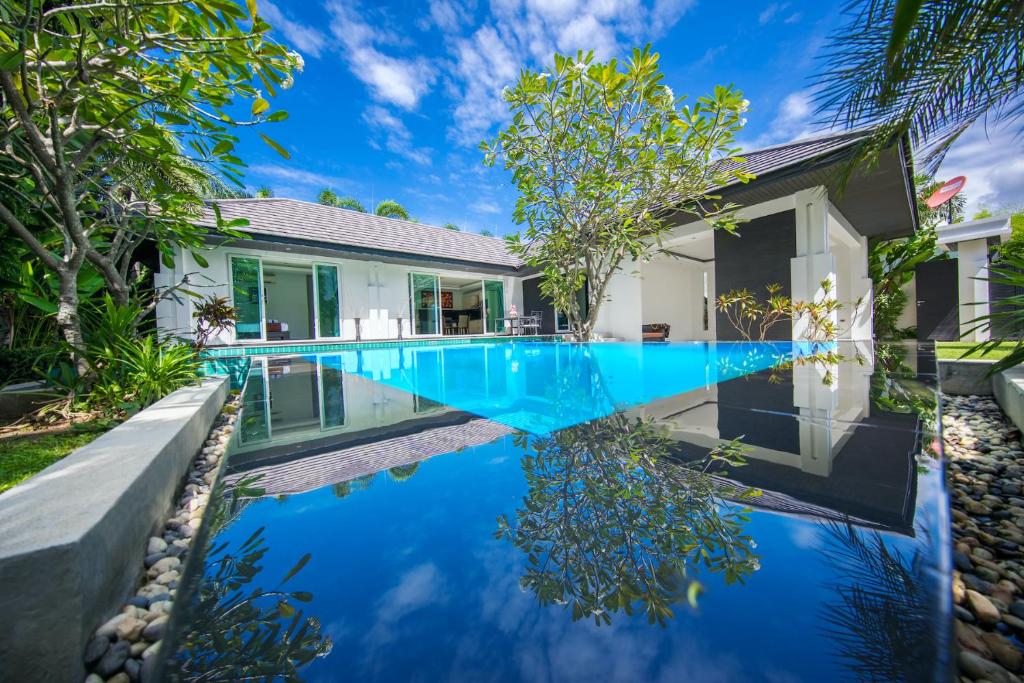 ทัศนียภาพภายนอกโรงแรม