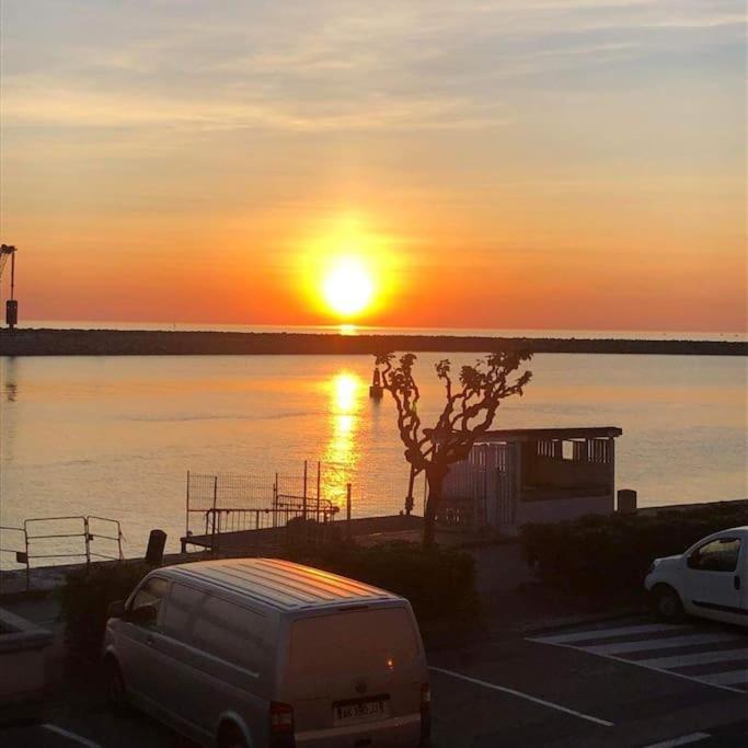 Appart T2 vue imprenable sur le canal et la mer - 5