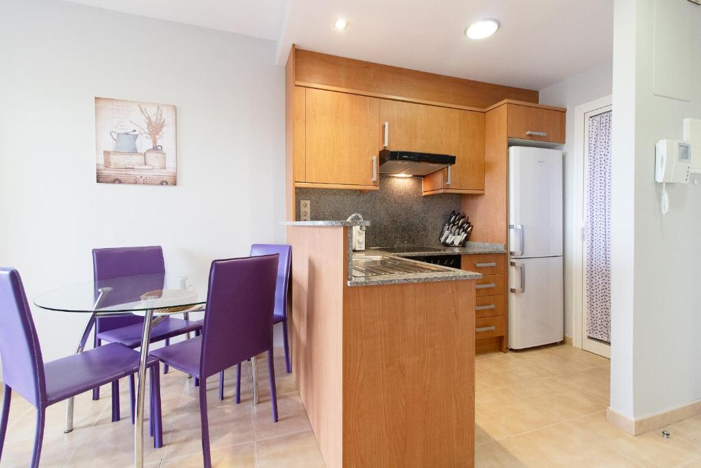 Global Vacacional, Apartamento con terraza y piscina en la playa de Canet - 3