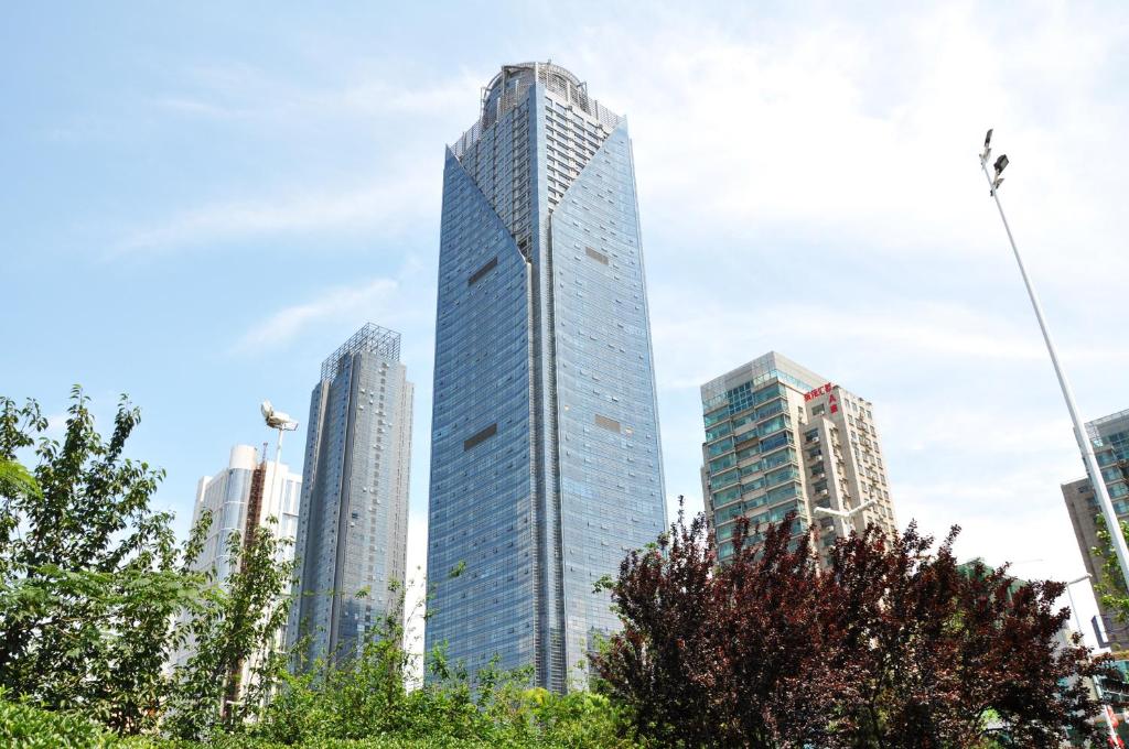 Qingdao Grand New Century Hotel photo