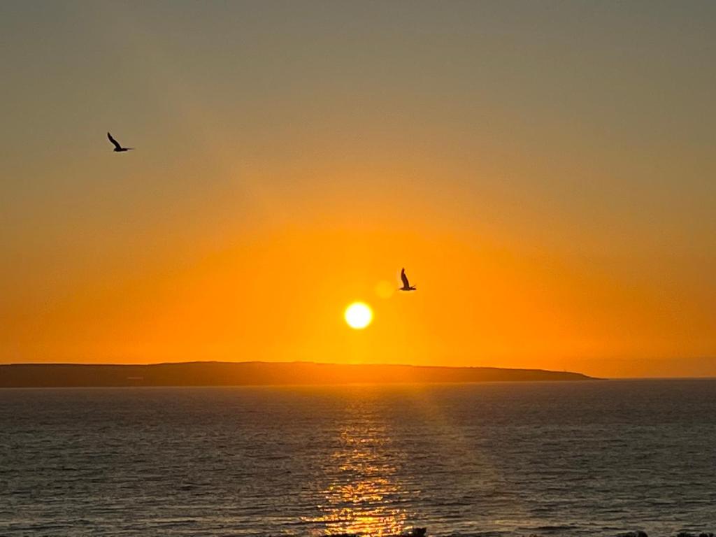 Whispering Waves, Langebaan