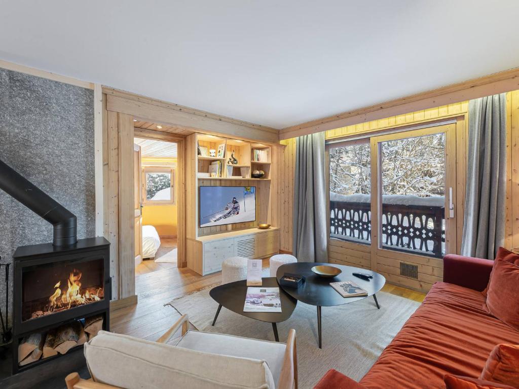Appartement rénové avec 2 suites, balcon et poêle à bois, proche centre et remontées mécaniques, Megève - FR-1-569-39 - 3