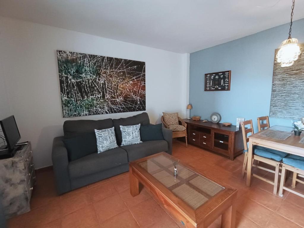 Casa baja naturista con patio en primera línea de playa con piscina comunitaria! - 4