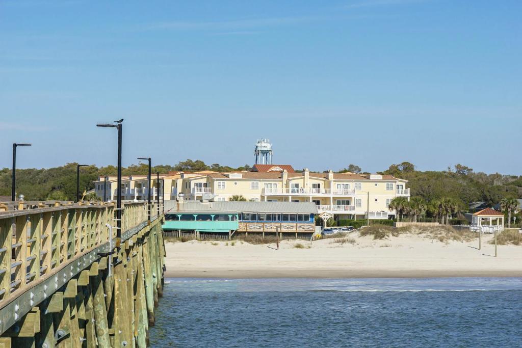 My Happy Place, Oak Island