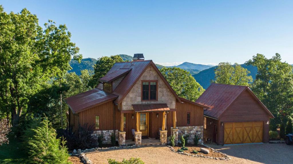 One Sweet Getaway at Eagles Nest, Banner Elk